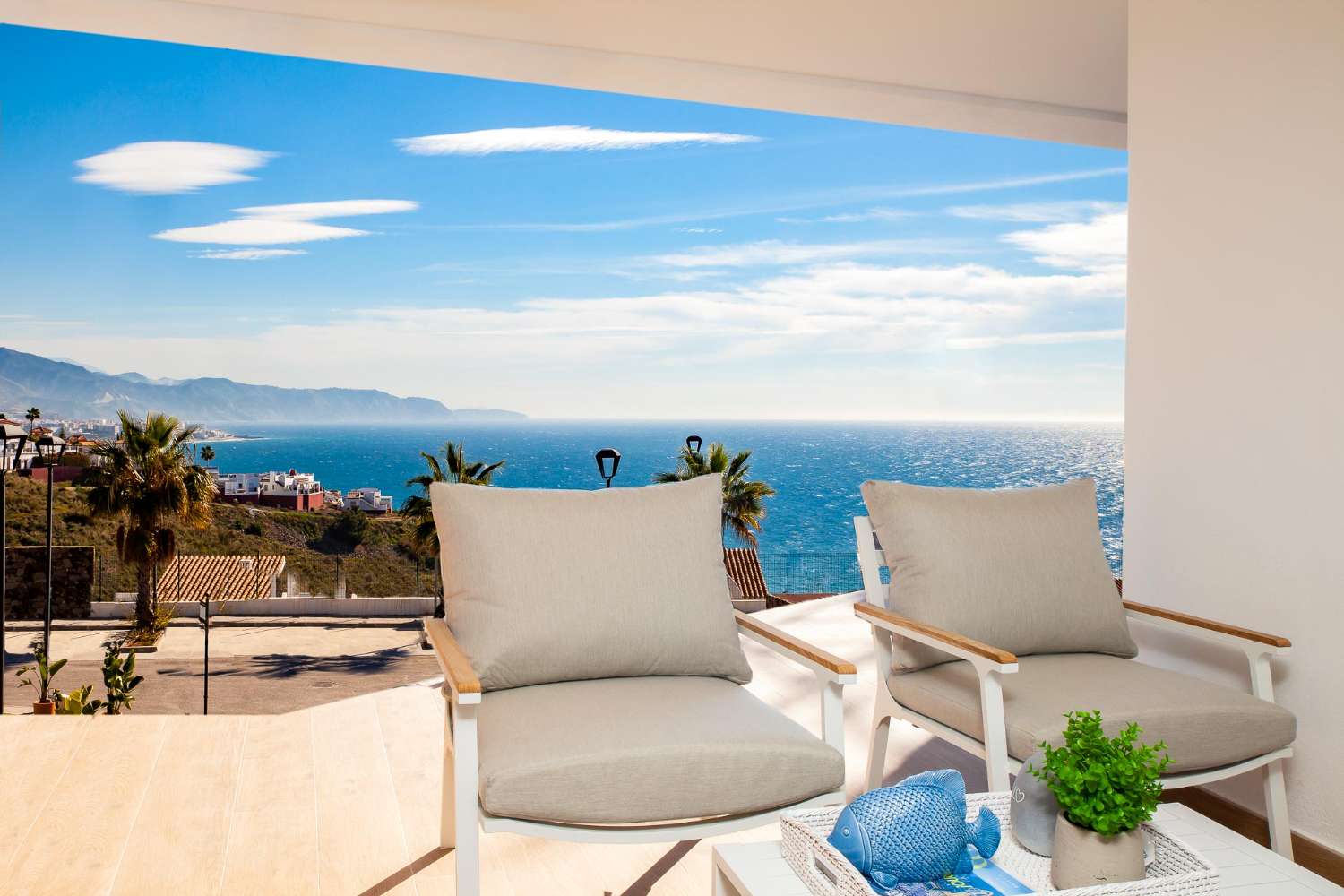 Penthouse mit riesiger Terrasse mit unglaublichem Meerblick zum Verkauf an der Torrox Küste