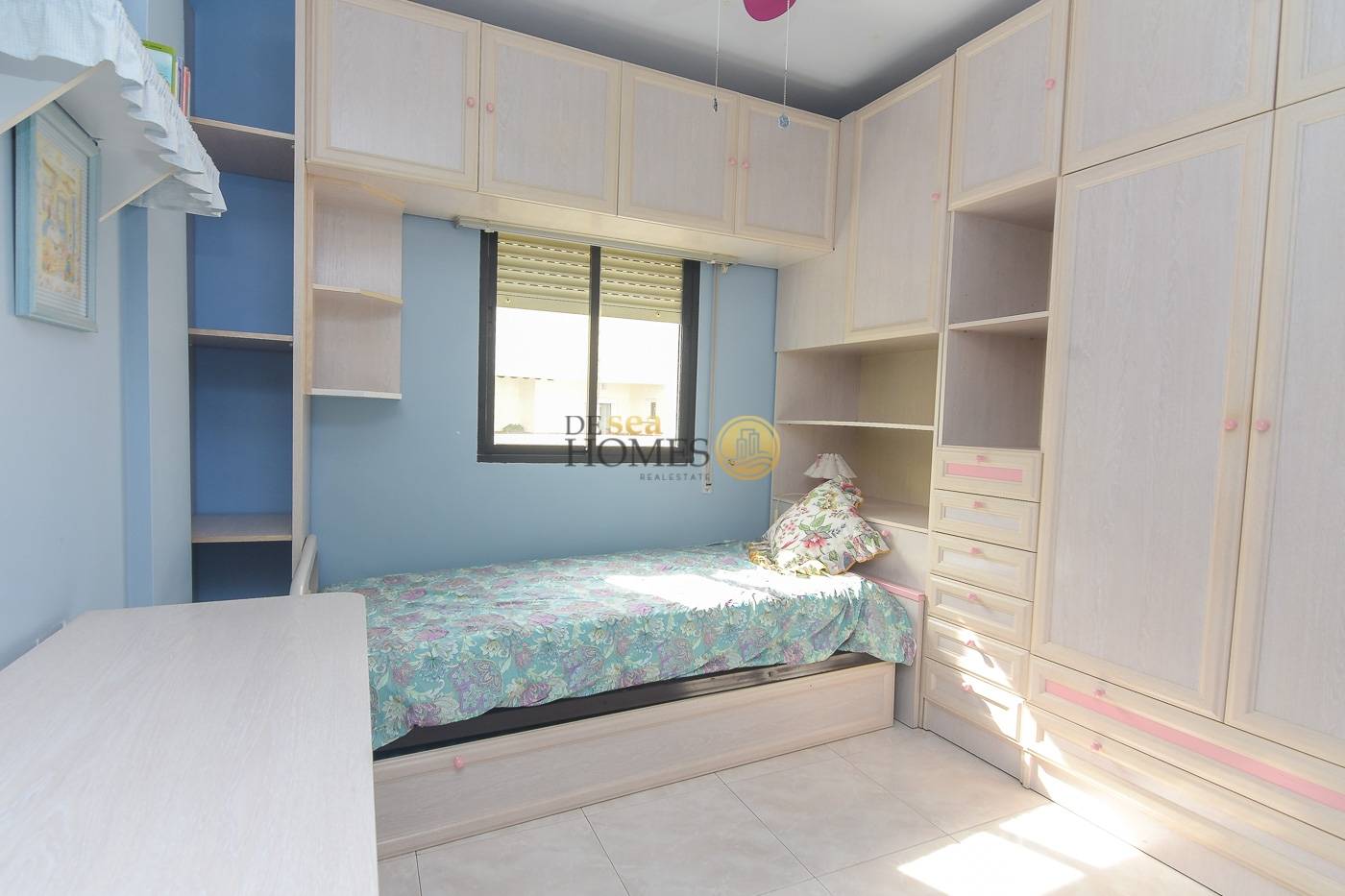Spazioso appartamento con 4 camere da letto in vendita a Nerja