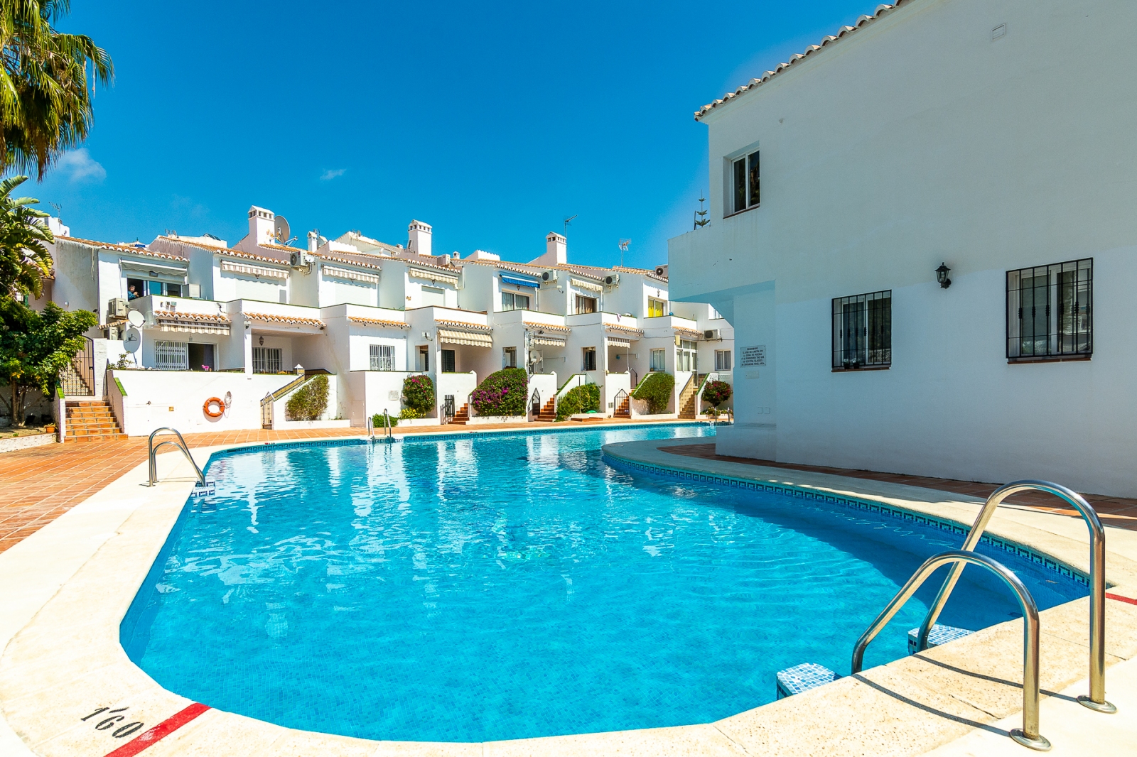 places to live in Nerja pueblo rocio