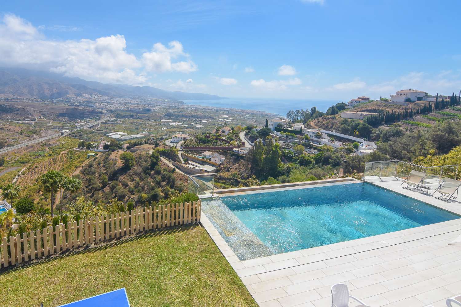 private independent villa with panoramic views