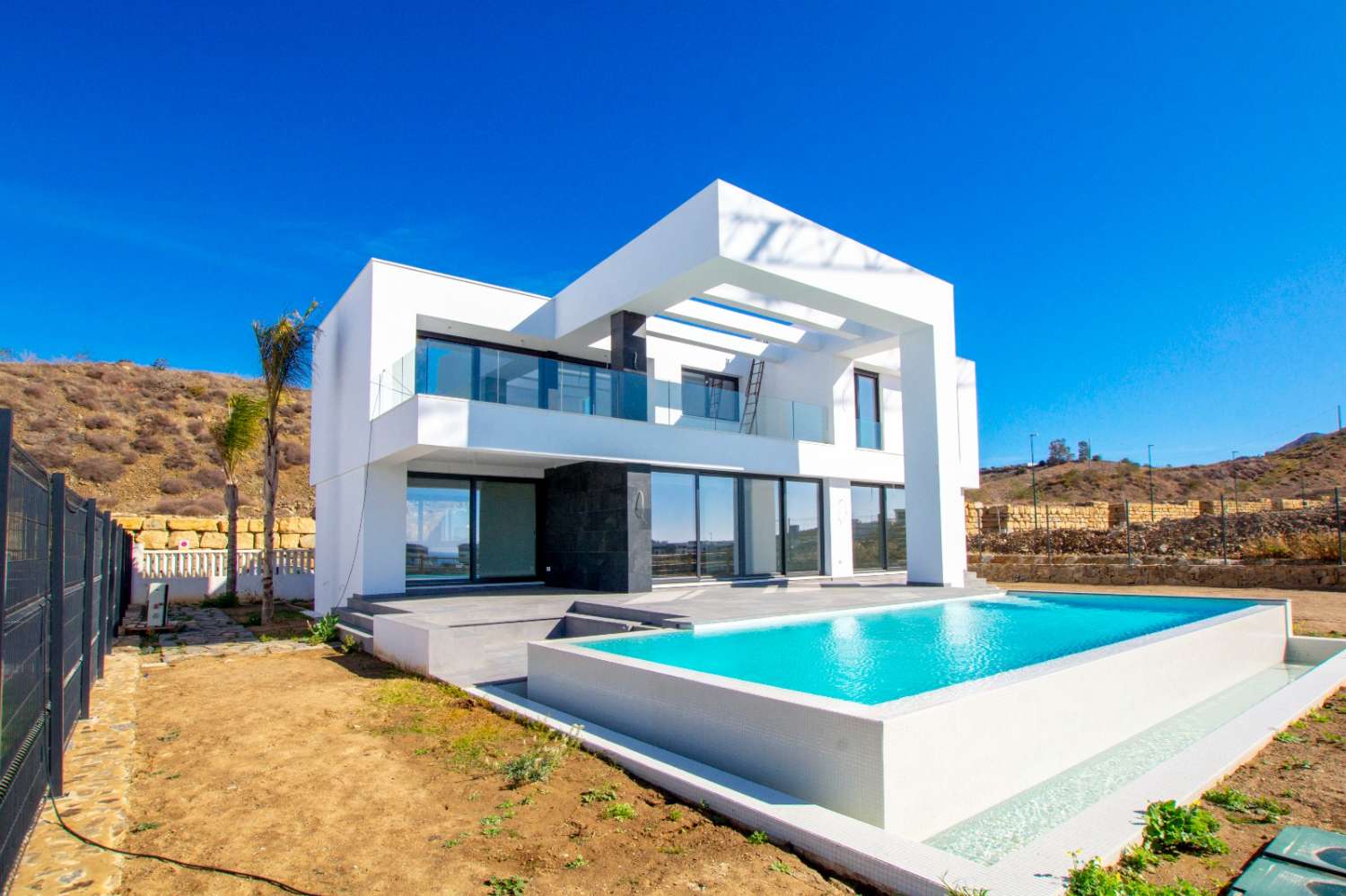 Villa zum verkauf in Colinas del Limonar (Málaga)