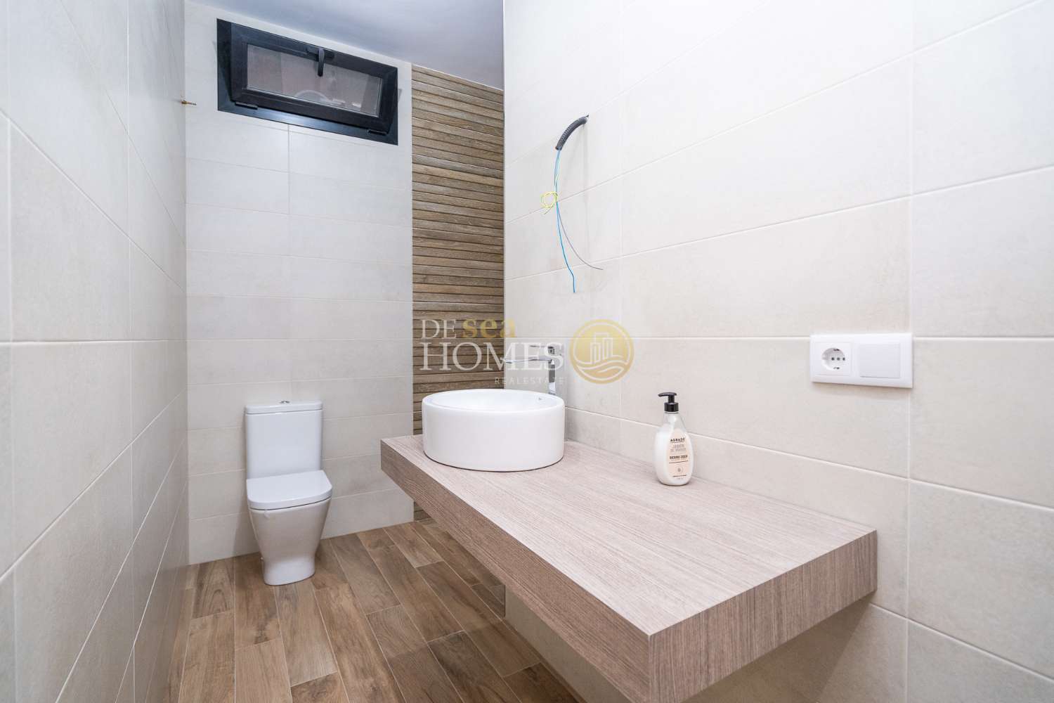 Villa Moderna con piscina en la mejor zona de Nerja