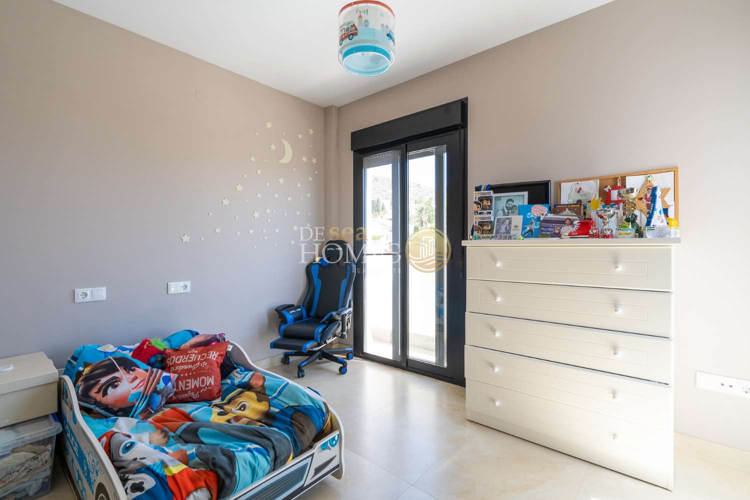 Villa Moderna con piscina en la mejor zona de Nerja