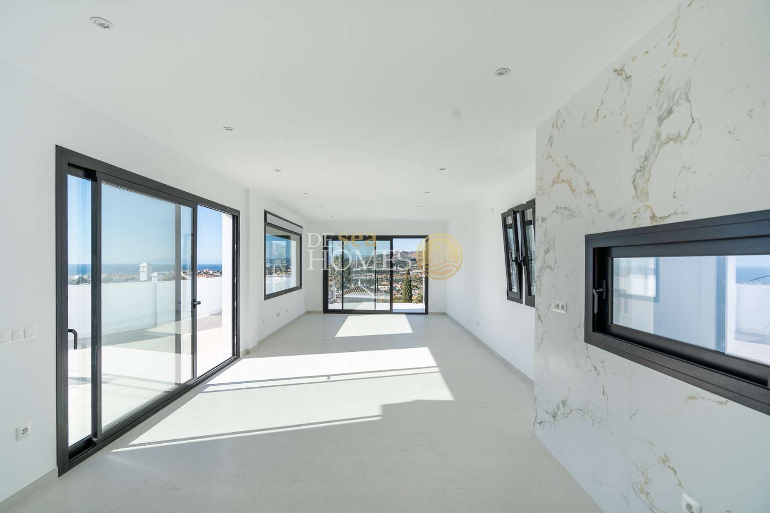 Отдельная вилла с невероятным видом на море