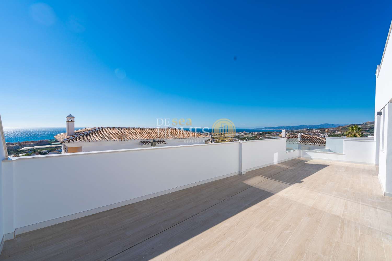 Отдельная вилла с невероятным видом на море