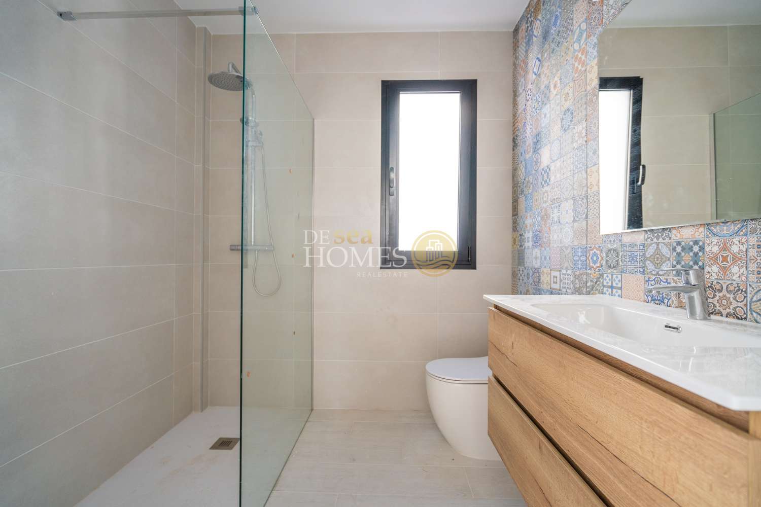 Отдельная вилла с невероятным видом на море