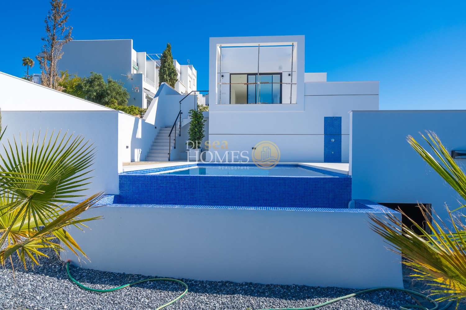 Отдельная вилла с невероятным видом на море