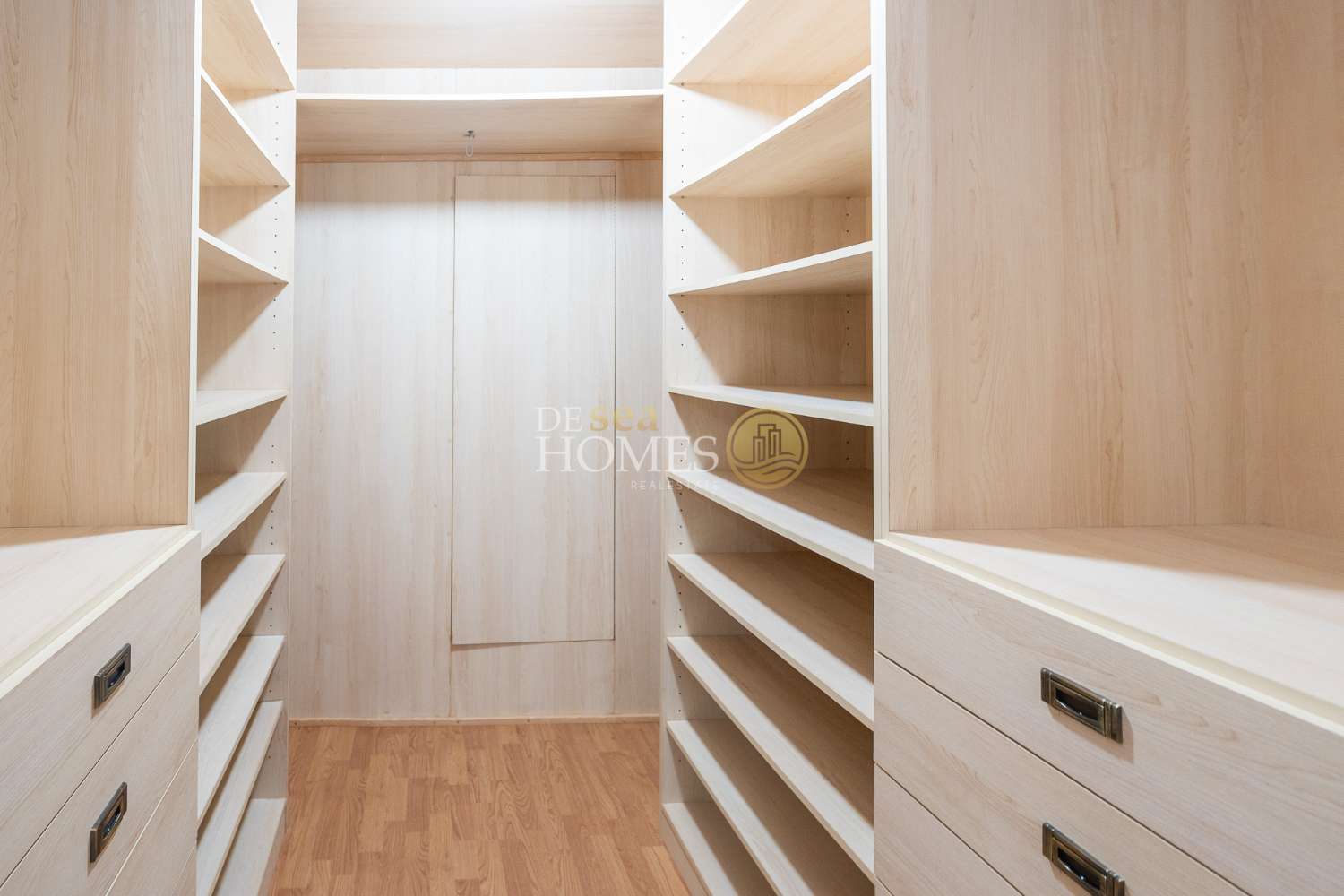 Appartement te koop in Nerja