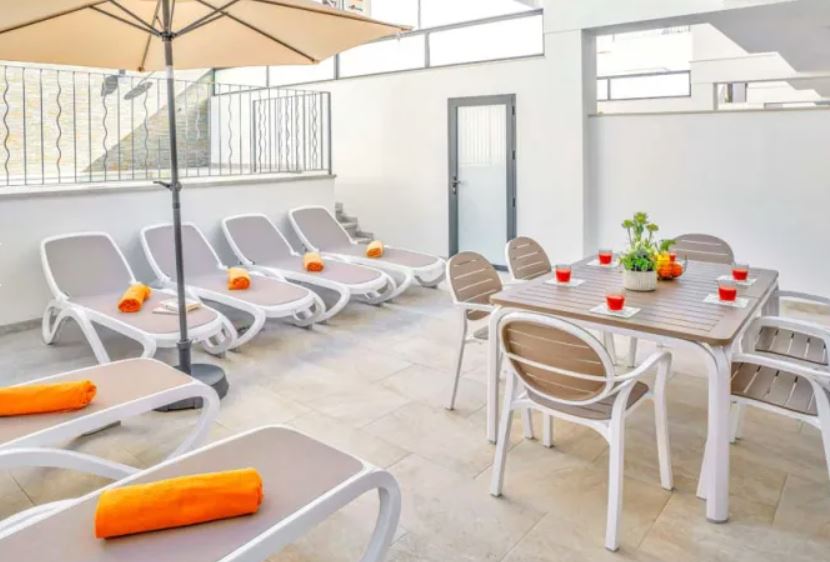 CASA MODERNA RECIEN CONSTURIDA EN NERJA