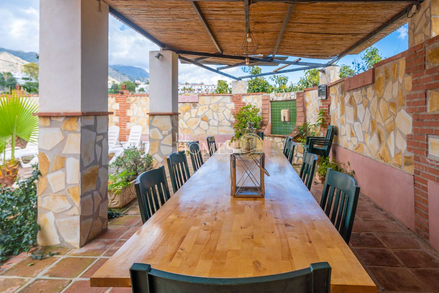 Gran complejo con piscina privada