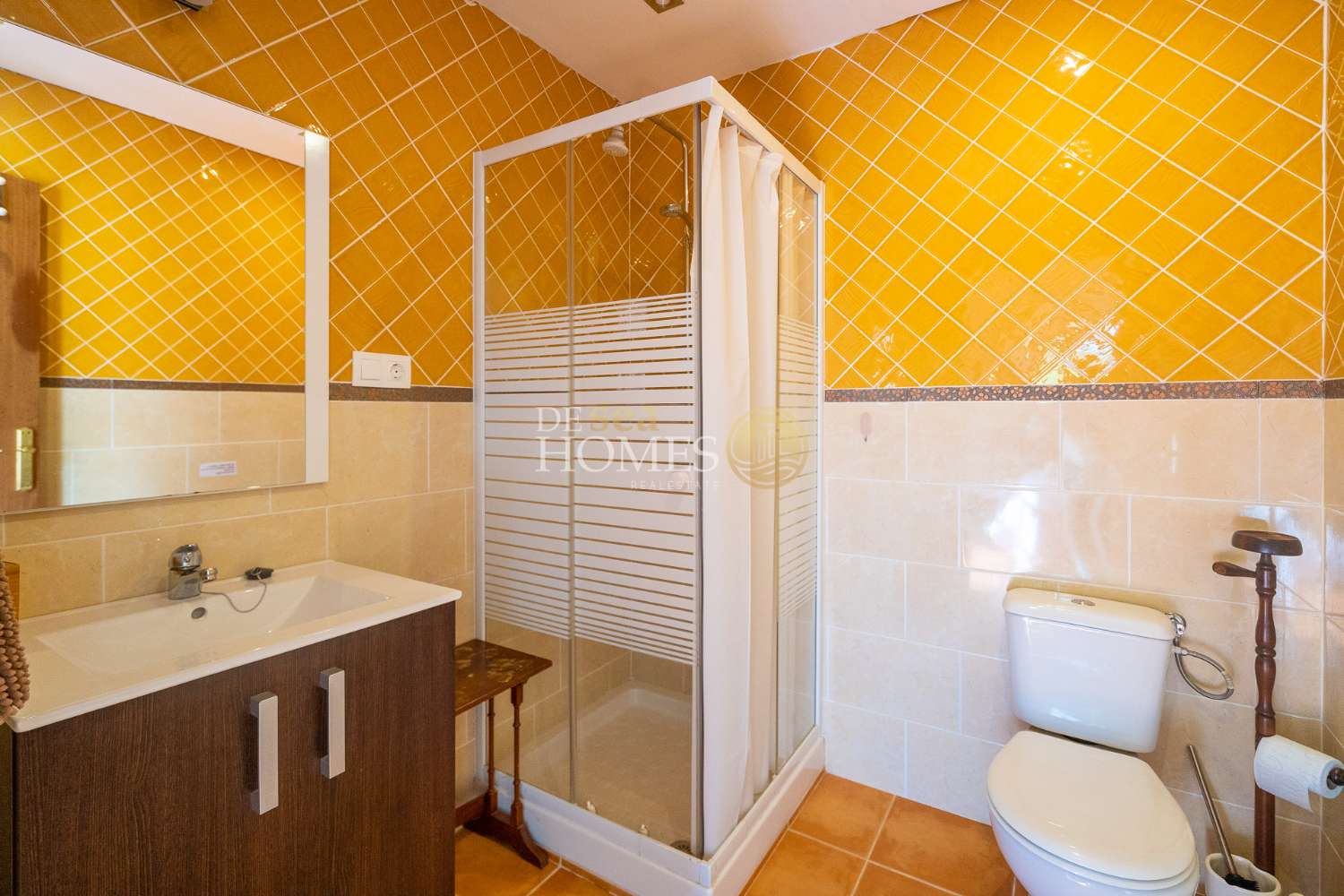 Gran complejo con piscina privada