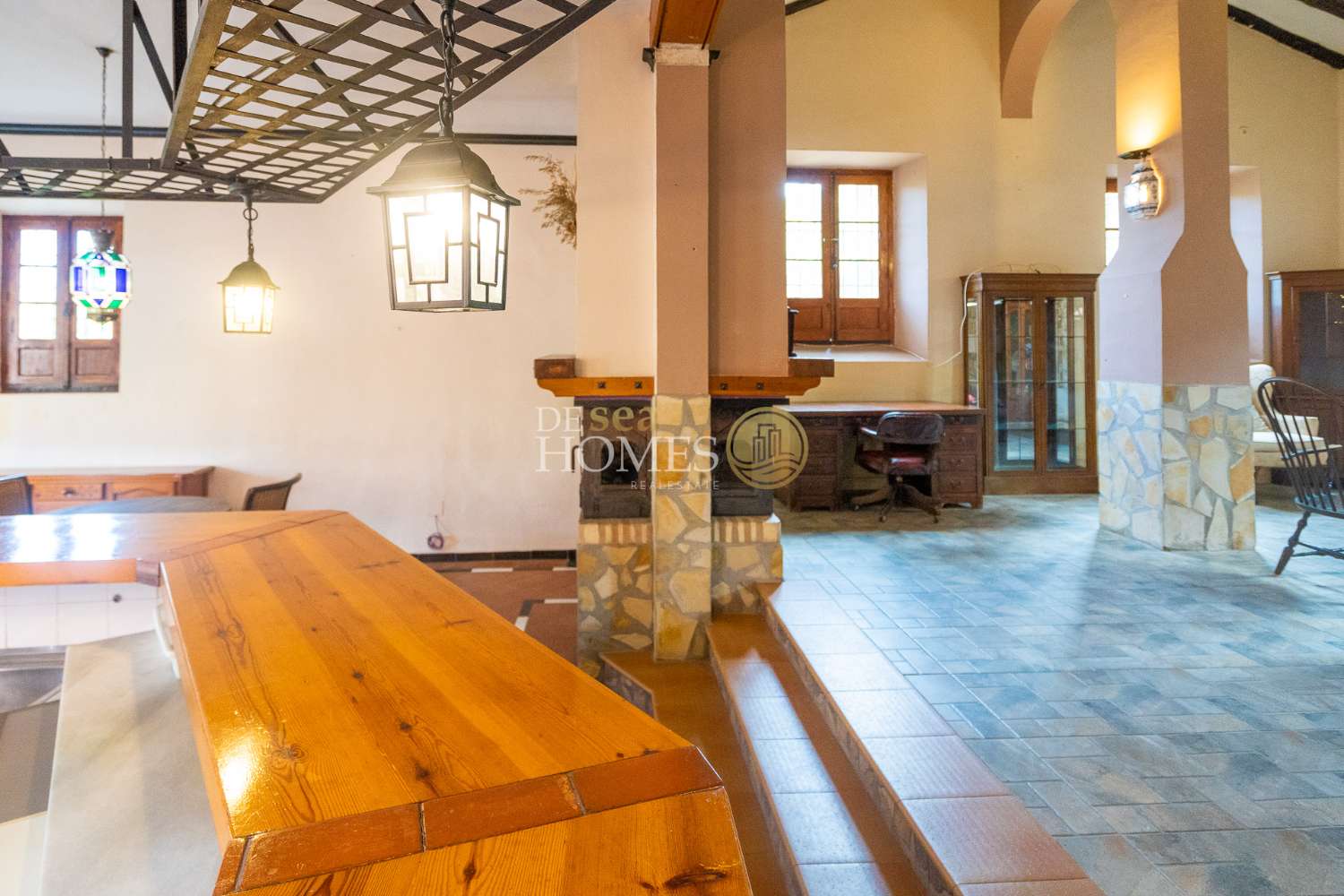 Gran complejo con piscina privada