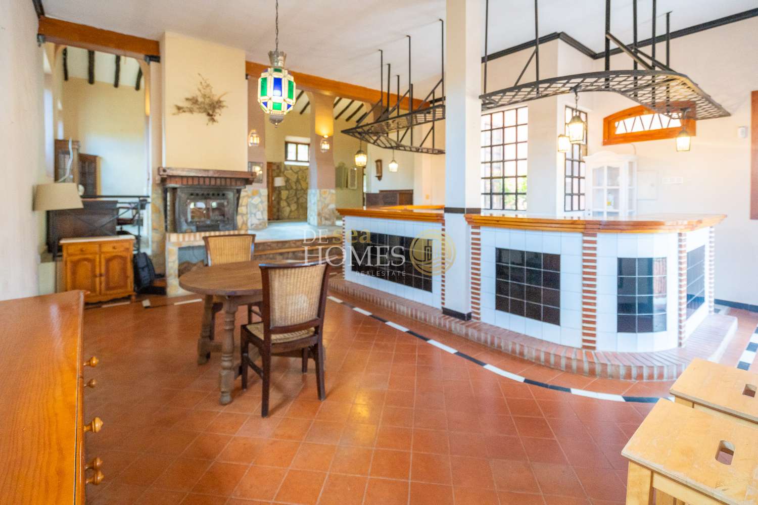 Gran complejo con piscina privada