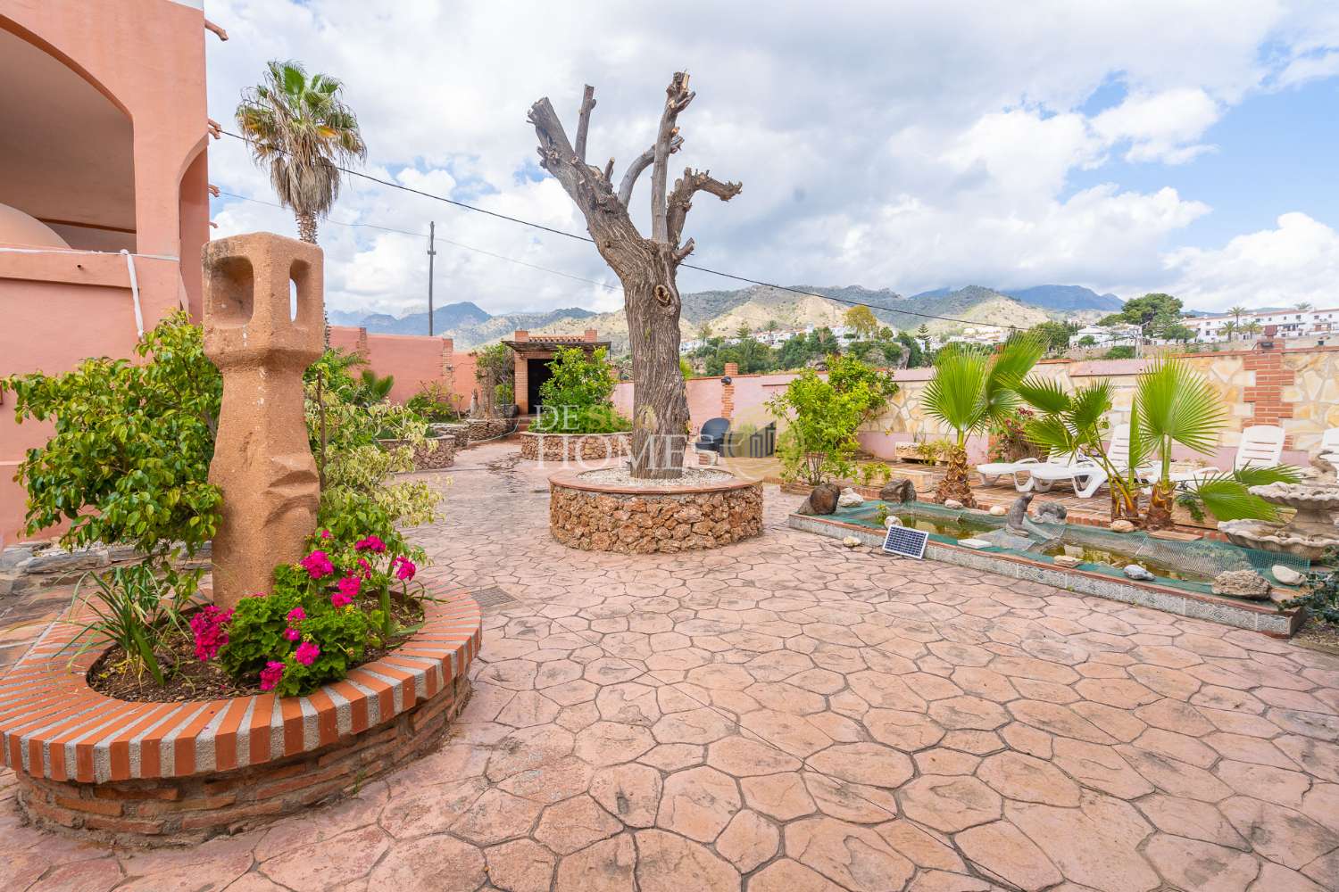 Gran complejo con piscina privada