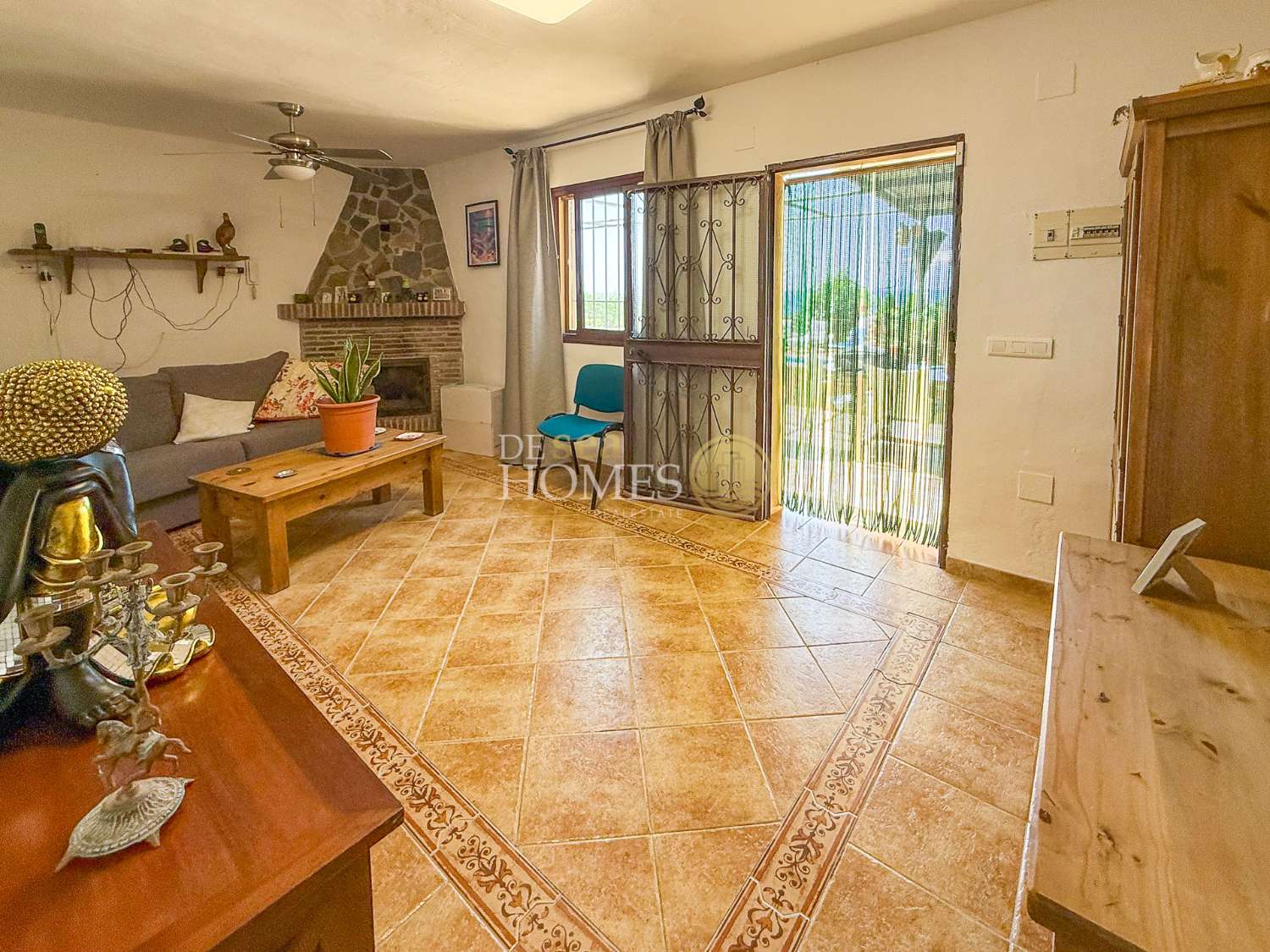 Landhaus mit Swimmingpool und Obstbäumen nur 1 km vom Zentrum von Nerja entfernt