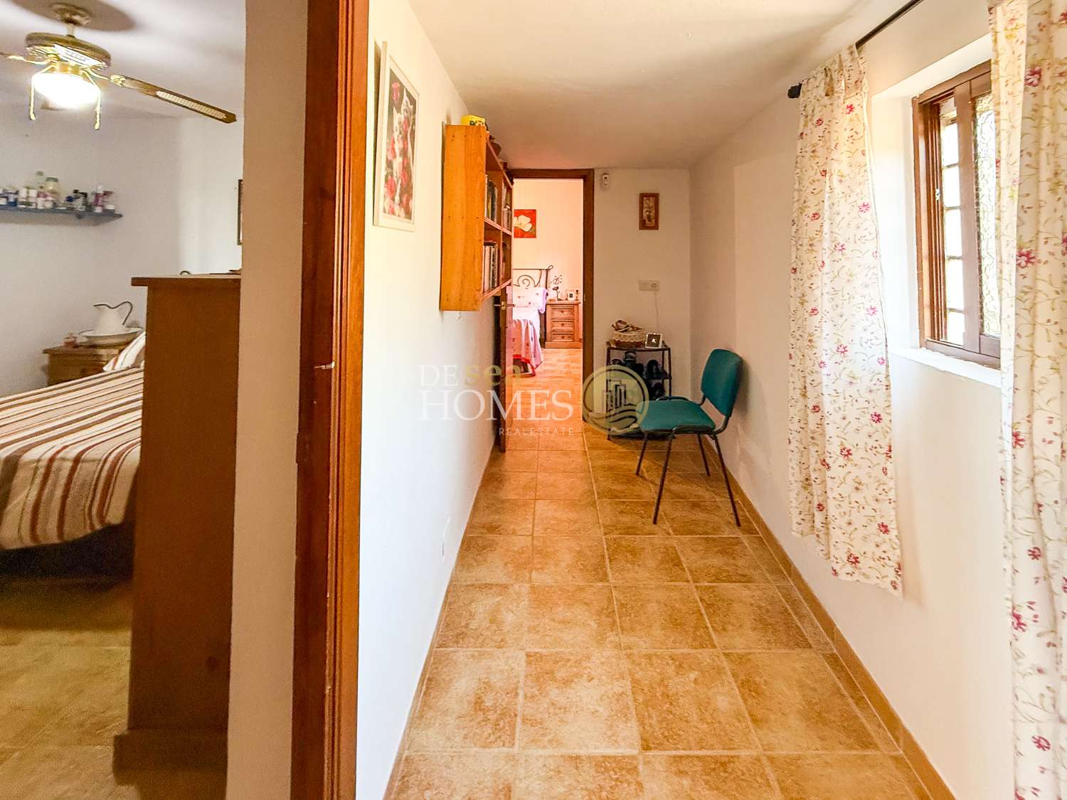 Landhaus mit Swimmingpool und Obstbäumen nur 1 km vom Zentrum von Nerja entfernt