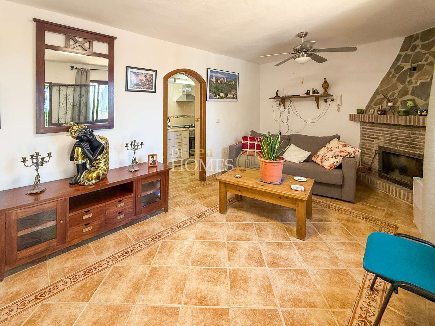 Landhaus mit Swimmingpool und Obstbäumen nur 1 km vom Zentrum von Nerja entfernt