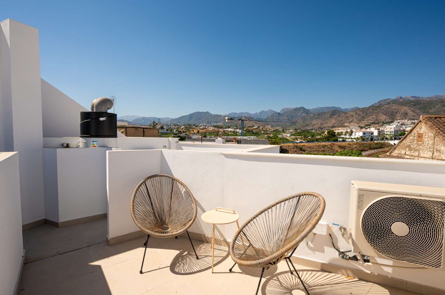 Recent gebouwd appartement in het hart van Nerja