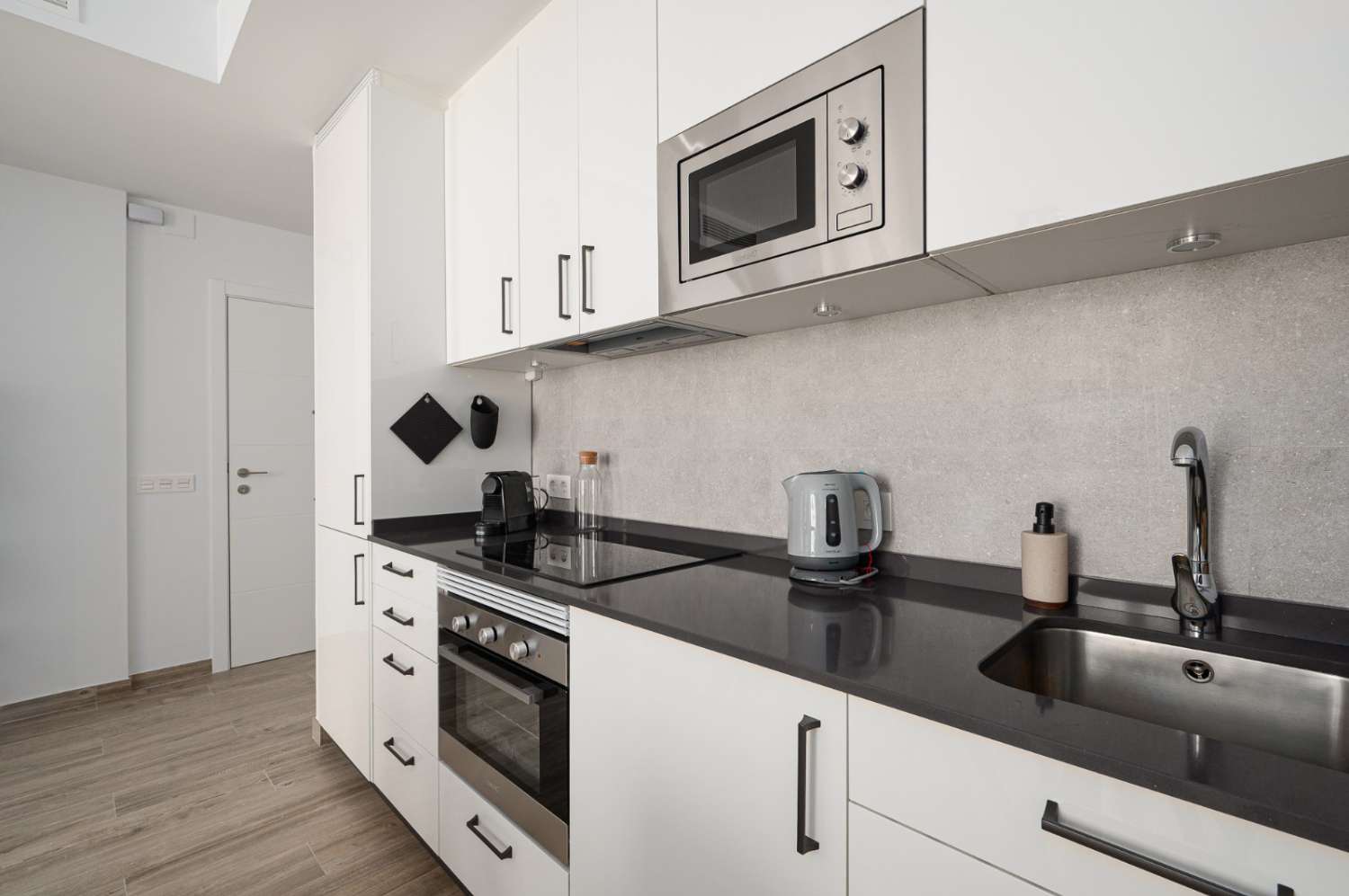 Recent gebouwd appartement in het hart van Nerja