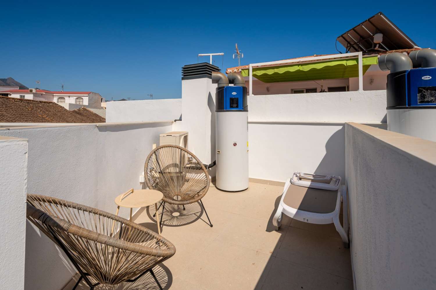 Recent gebouwd appartement in het hart van Nerja