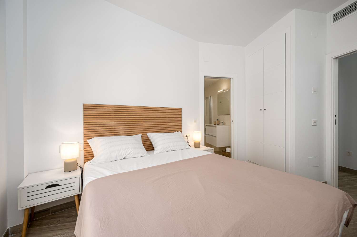 Recent gebouwd appartement in het hart van Nerja
