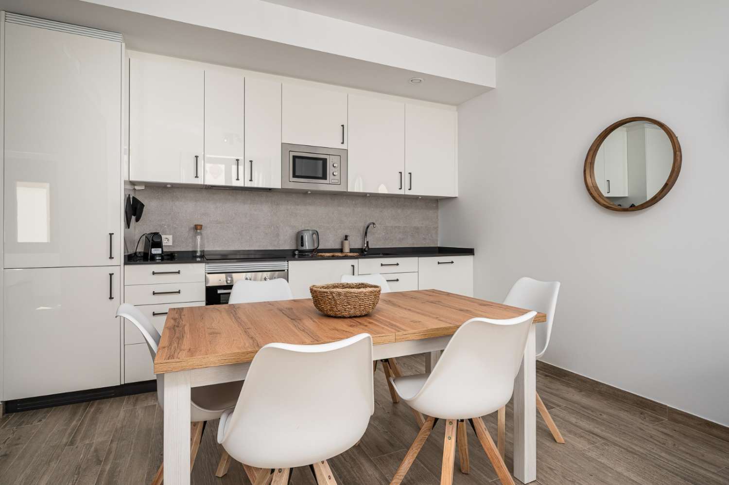 Recent gebouwd appartement in het hart van Nerja