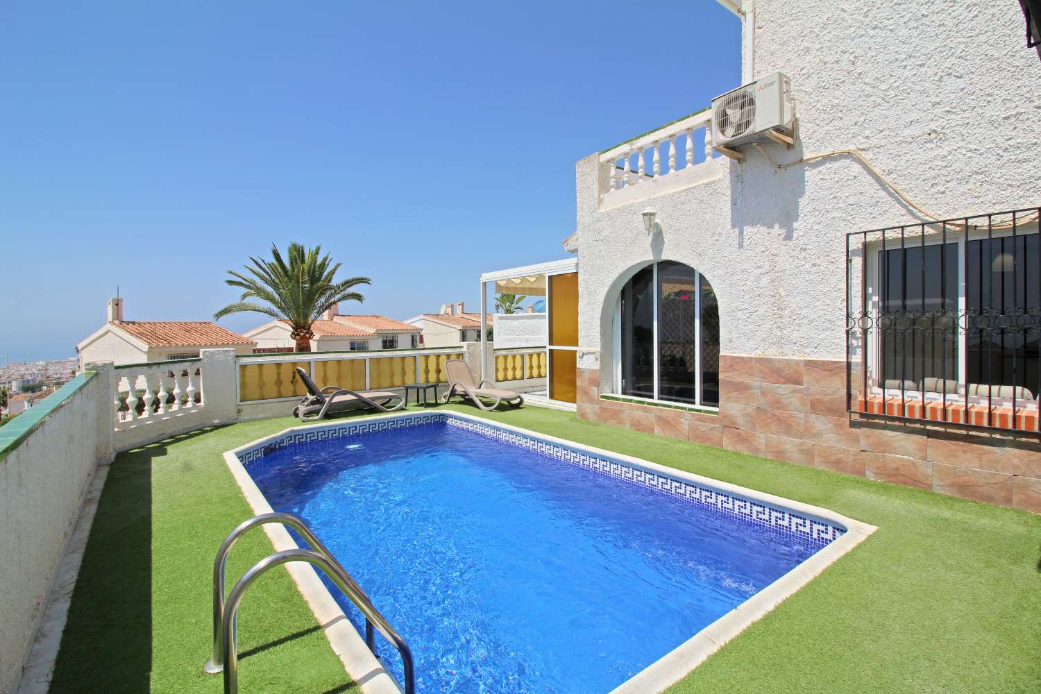 Villa for sale in Capistrano (Nerja)