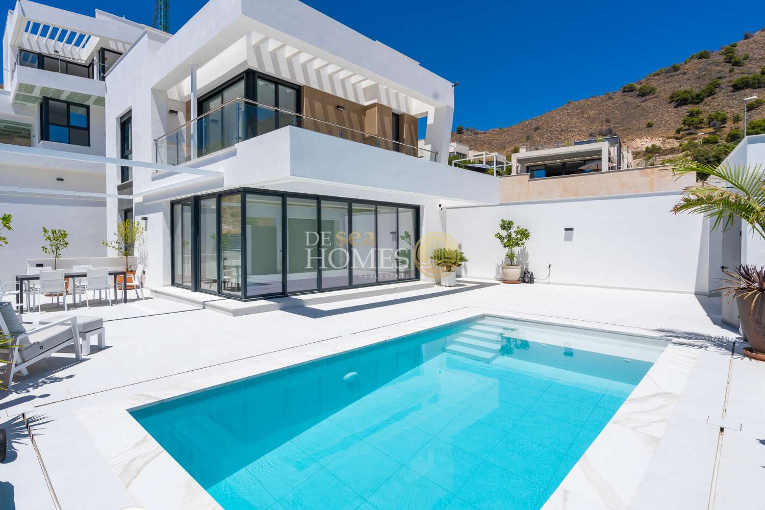 House for sale in Capistrano (Nerja)