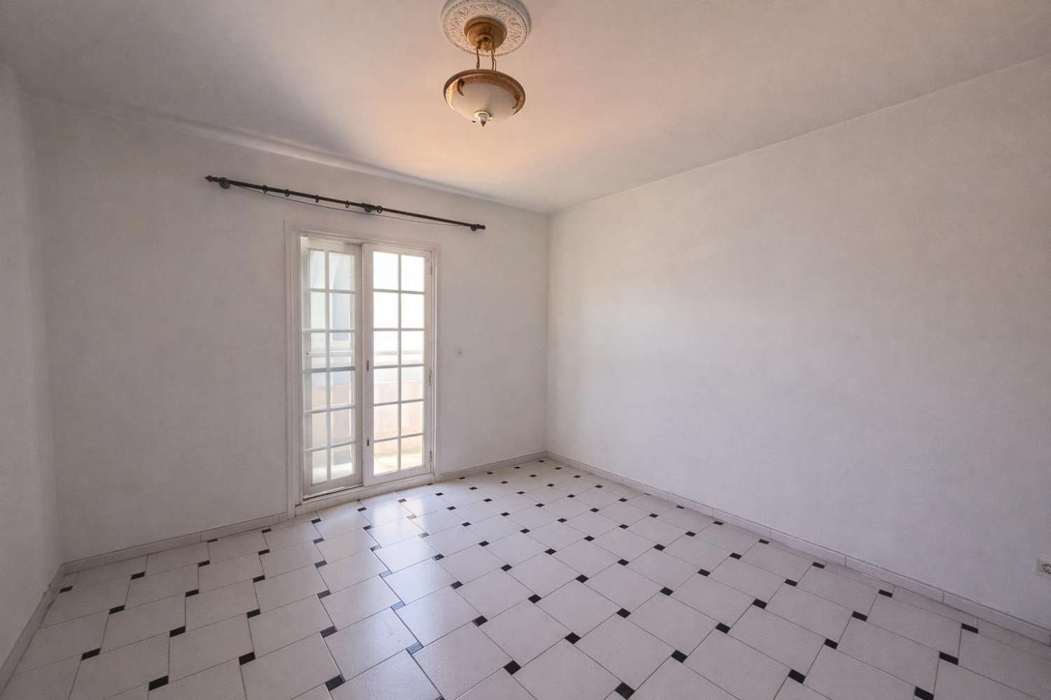 1 bedroom apartment with large terrace for sale in Nerja