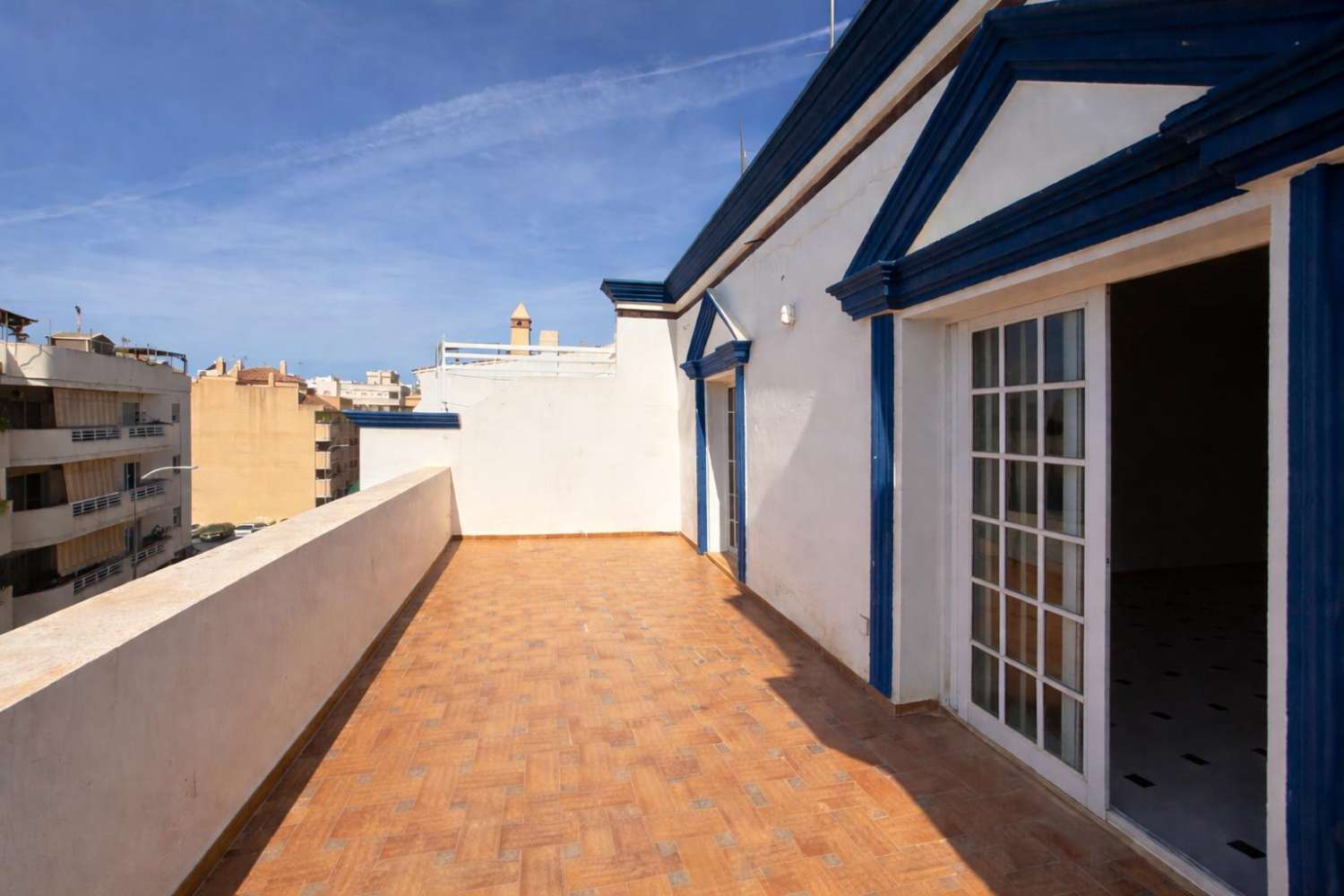 1 bedroom apartment with large terrace for sale in Nerja