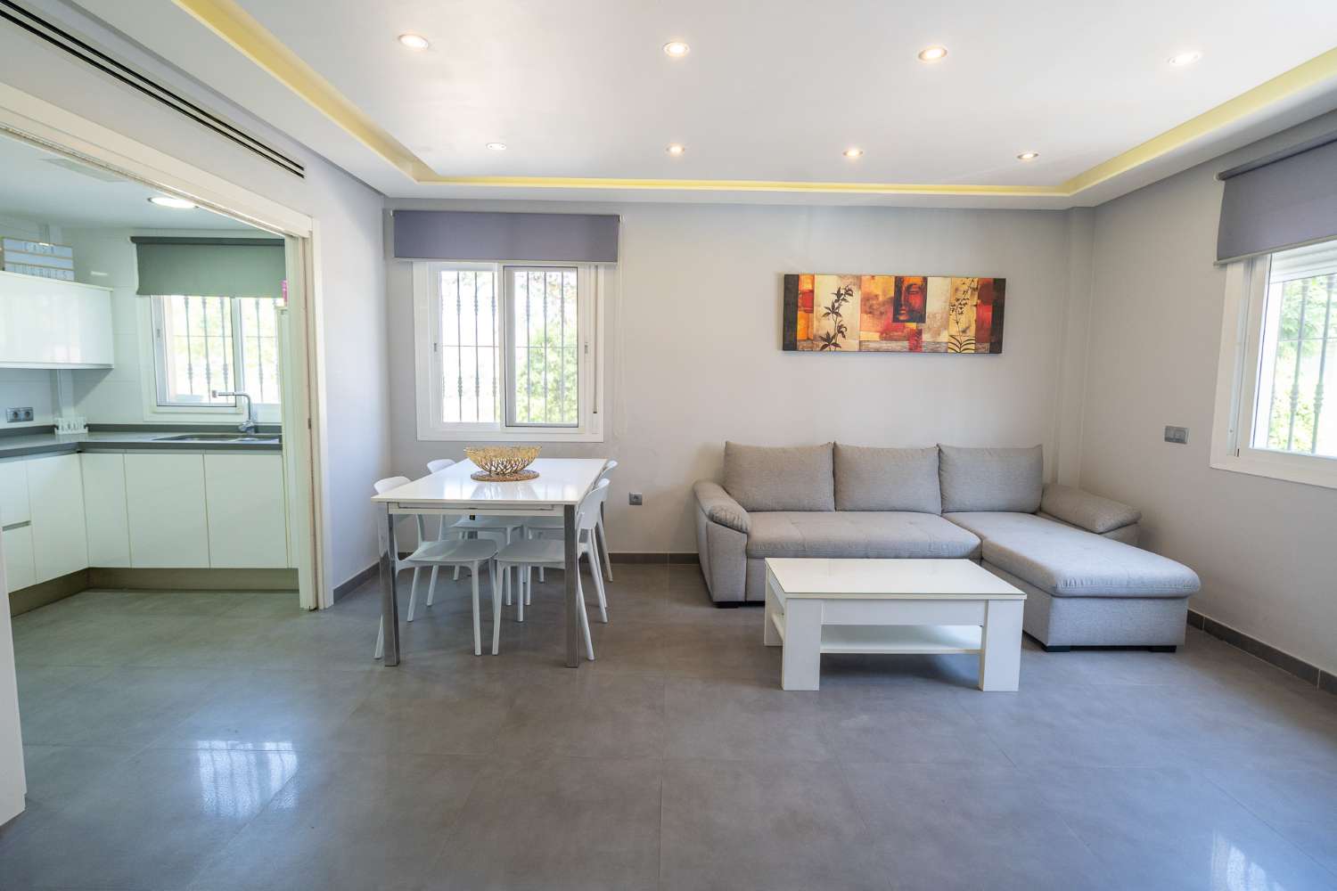 Casa familiar carca de todo