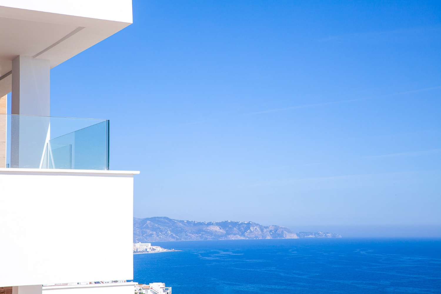 Unglaublicher Meerblick in einem idealen Resort an der Torrox Costa