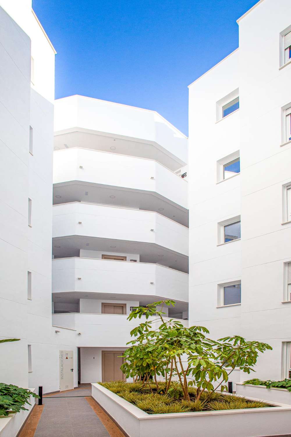 Apartment for sale on torrox coast with beautiful sea views, garage and communal pool