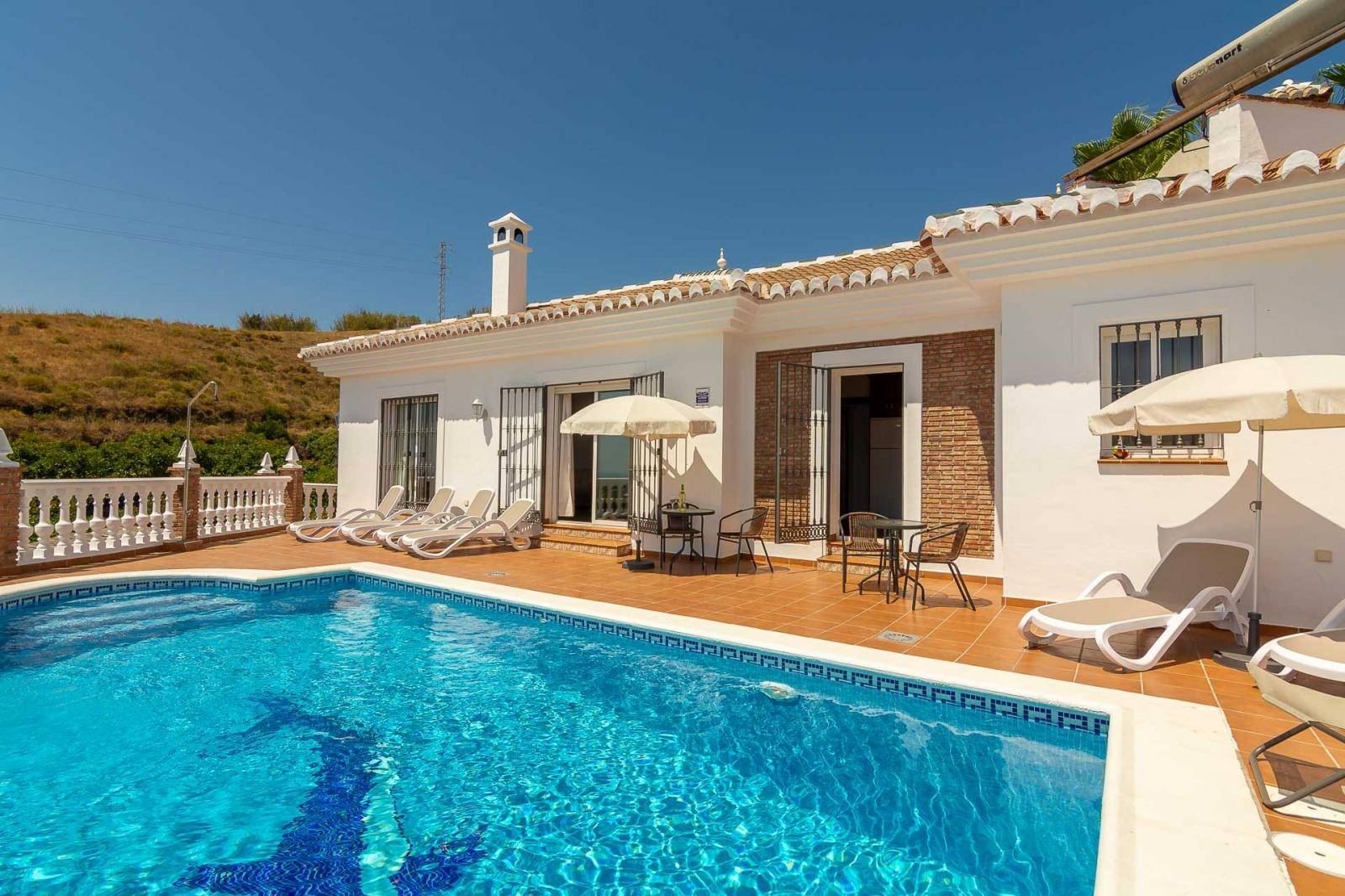 Villa vuokrattavissa Nerja