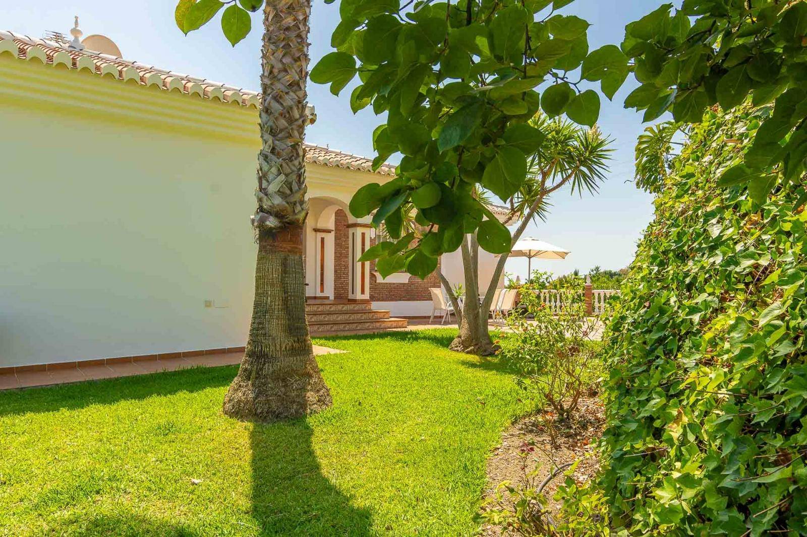 Villa vuokrattavissa Nerja