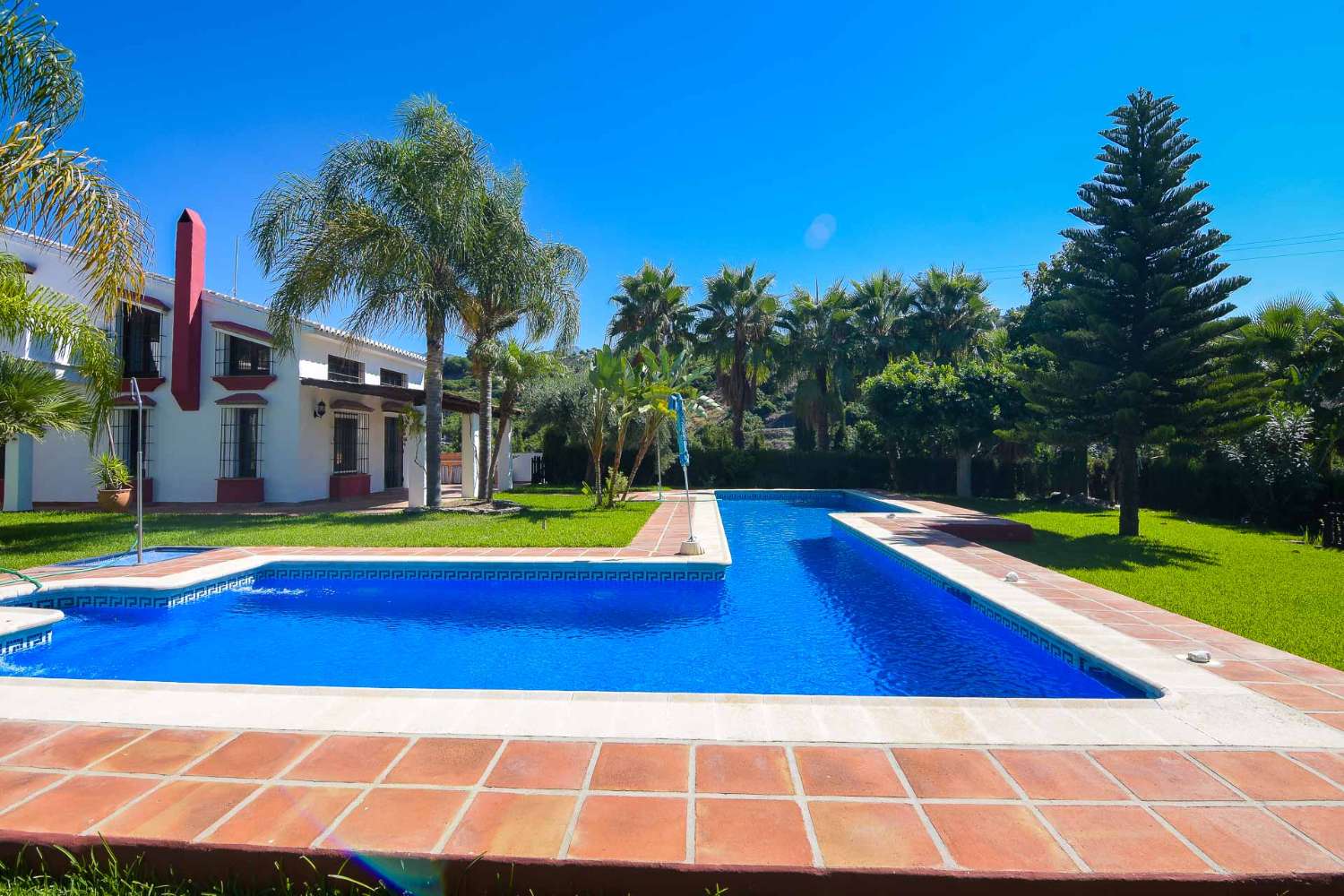 Villa for sale in Frigiliana