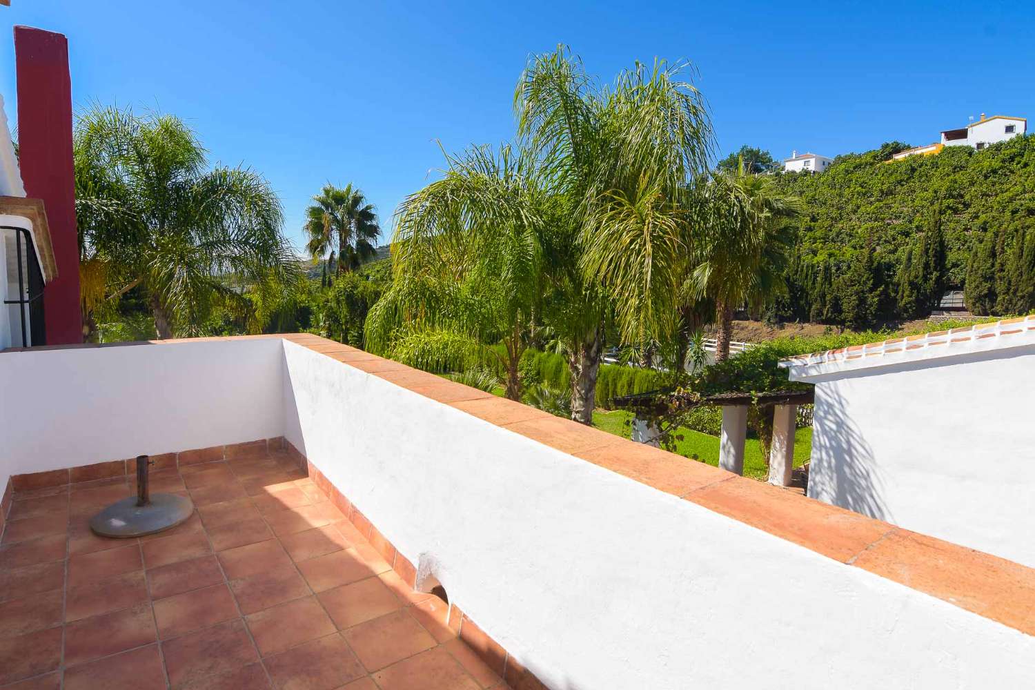 Villa for sale in Frigiliana